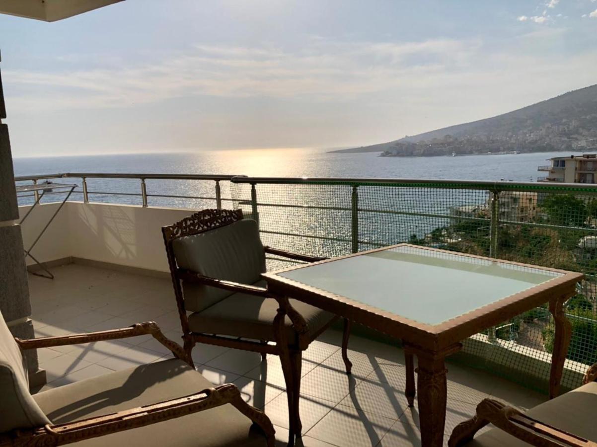 Lorenso Guest House Sarande Bagian luar foto