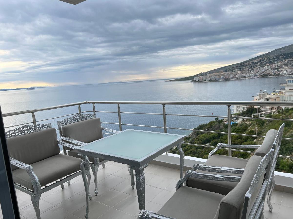 Lorenso Guest House Sarande Bagian luar foto